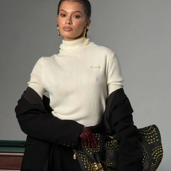 Schiaparelli Stretch Turtleneck - Picture 2 of 6